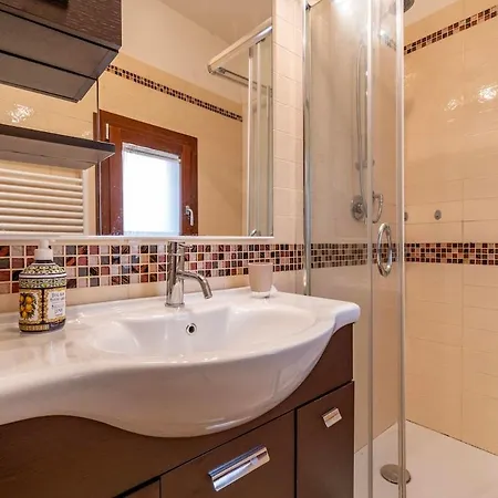 At The Casino With Comfort Apartment Venice